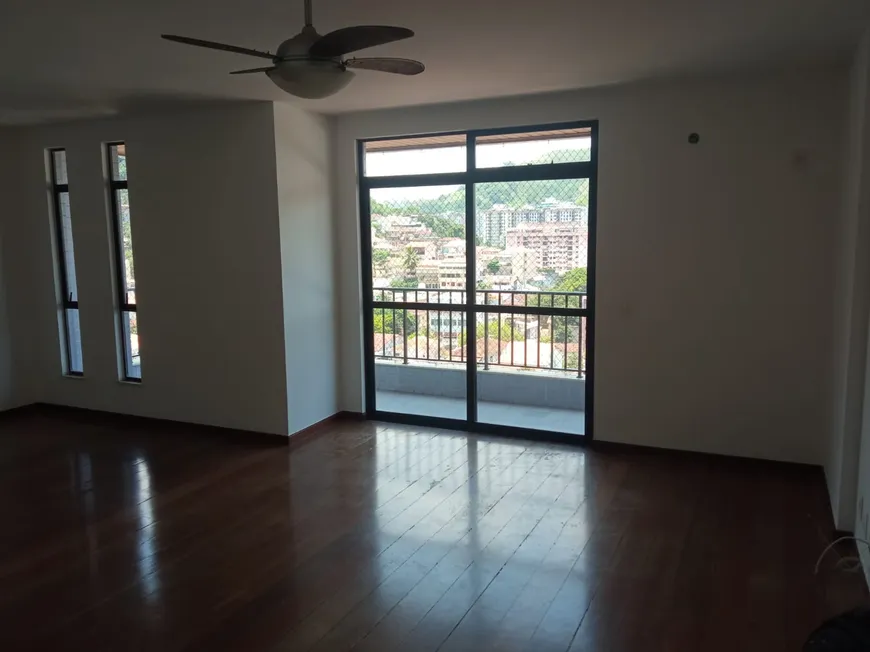 Foto 1 de Apartamento com 3 Quartos para venda ou aluguel, 120m² em Santa Rosa, Niterói