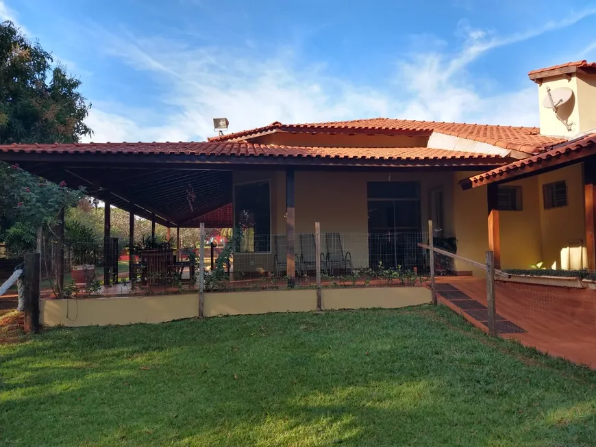 Foto 1 de Fazenda/Sítio com 3 Quartos à venda, 397m² em Conjunto Habitacional Jardim das Palmeiras, Ribeirão Preto