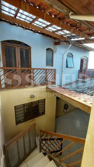 Foto 1 de Casa com 4 Quartos para alugar, 280m² em Campo Grande, São Paulo