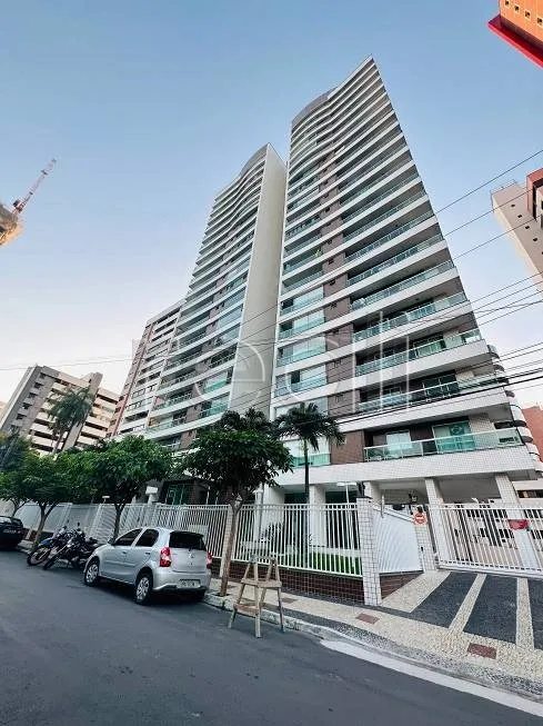 Foto 1 de Apartamento com 3 Quartos à venda, 185m² em Meireles, Fortaleza