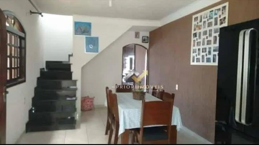 Foto 1 de Casa de Condomínio com 4 Quartos à venda, 197m² em Santa Terezinha, São Bernardo do Campo