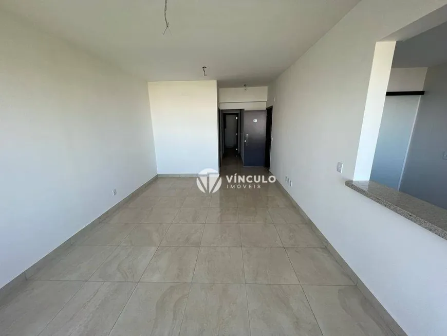 Foto 1 de Apartamento com 3 Quartos à venda, 101m² em Jardim do Lago, Uberaba
