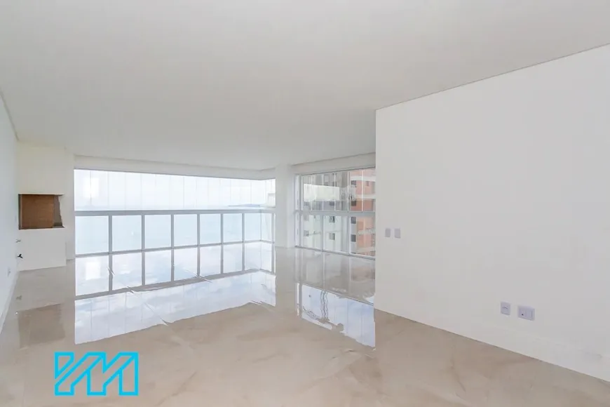 Foto 1 de Apartamento com 4 Quartos à venda, 197m² em Centro, Itapema