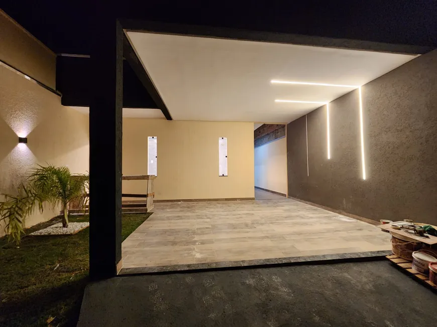 Foto 1 de Casa com 3 Quartos à venda, 132m² em Jardim Petrópolis, Goiânia