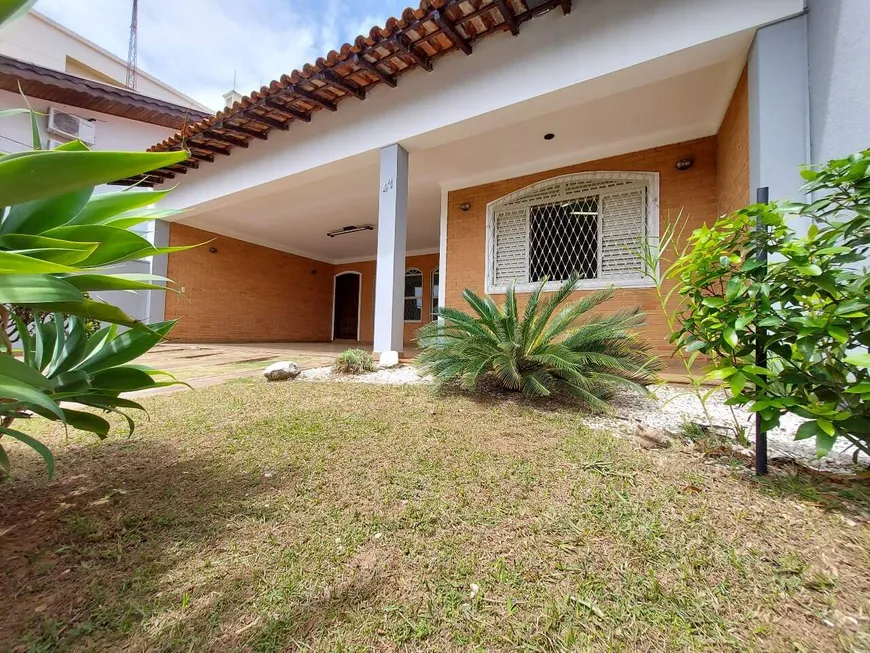 Foto 1 de Casa com 2 Quartos à venda, 193m² em Vila Rio Branco, Americana