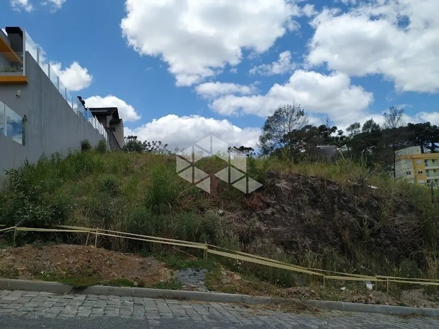 Foto 1 de Lote/Terreno à venda, 360m² em São Francisco, Farroupilha