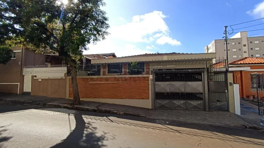 Foto 1 de Casa com 3 Quartos para alugar, 206m² em Centro, São Carlos