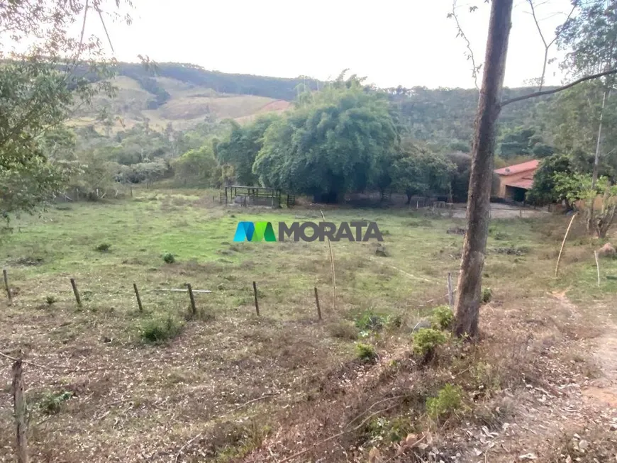 Foto 1 de Fazenda/Sítio com 1 Quarto à venda, 55m² em Zona Rural, Belo Vale