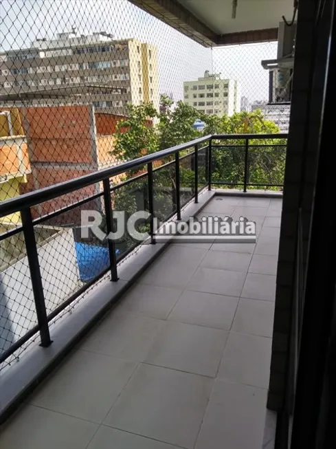 Foto 1 de Apartamento com 3 Quartos à venda, 127m² em Estacio, Rio de Janeiro