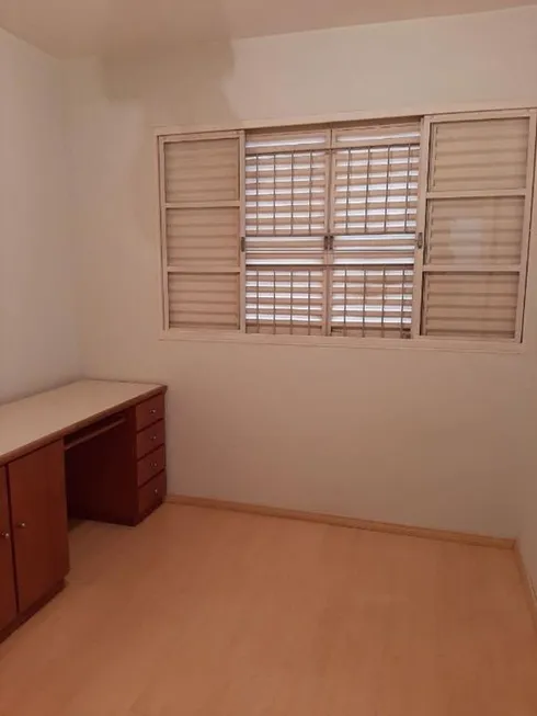 Foto 1 de Apartamento com 3 Quartos à venda, 85m² em Andrade, Londrina