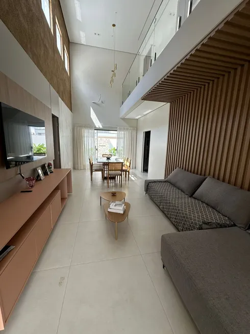 Foto 1 de Casa com 4 Quartos à venda, 225m² em Uruguai, Teresina