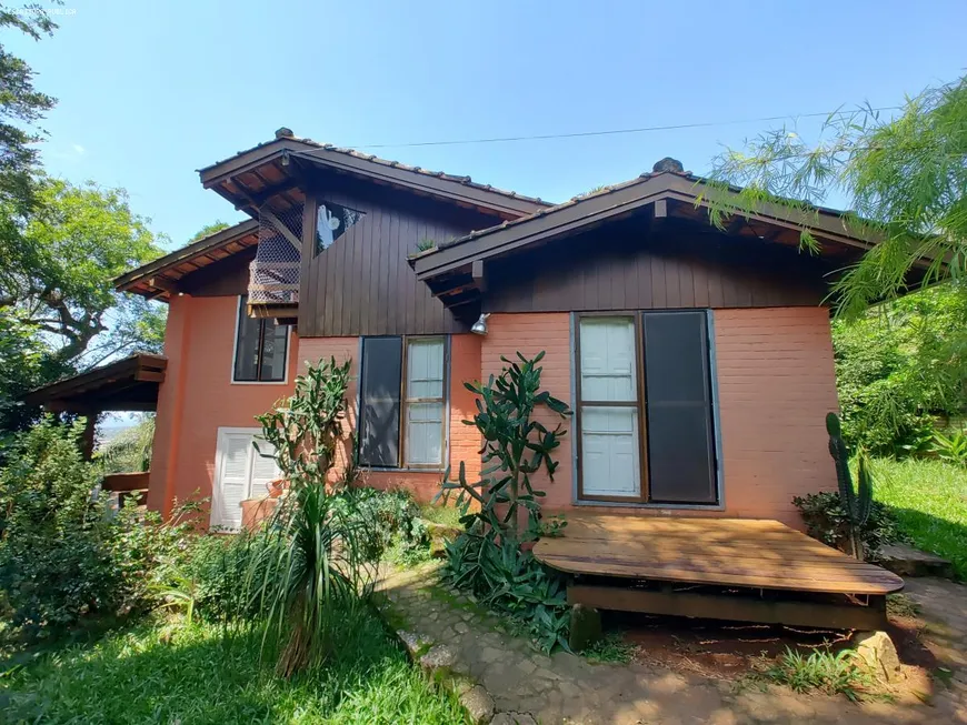 Foto 1 de Casa com 3 Quartos à venda, 6000m² em São João do Rio Vermelho, Florianópolis