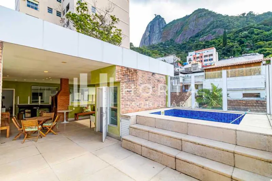 Foto 1 de Casa de Condomínio com 4 Quartos à venda, 595m² em Humaitá, Rio de Janeiro