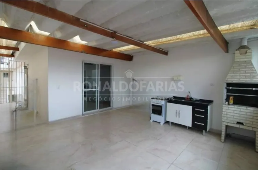 Foto 1 de Sobrado com 4 Quartos à venda, 200m² em Jardim Regis, São Paulo