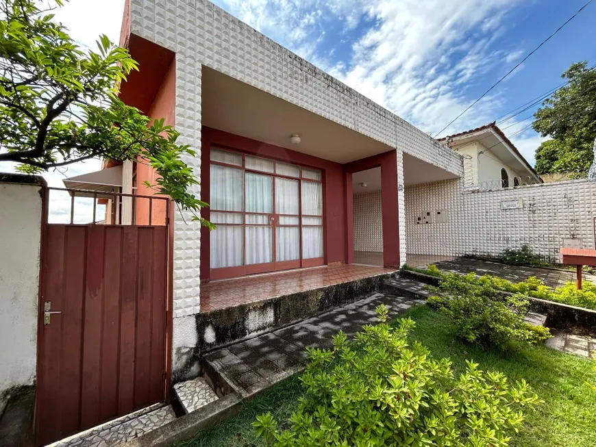 Foto 1 de Casa com 3 Quartos à venda, 182m² em Cachoeirinha, Belo Horizonte
