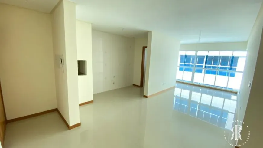 Foto 1 de Apartamento com 2 Quartos à venda, 76m² em Centro, Tramandaí