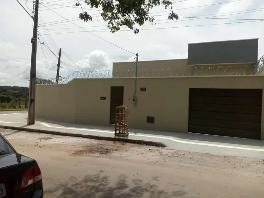 Foto 1 de Casa com 2 Quartos à venda, 76m² em Residencial Brisas da Mata, Goiânia