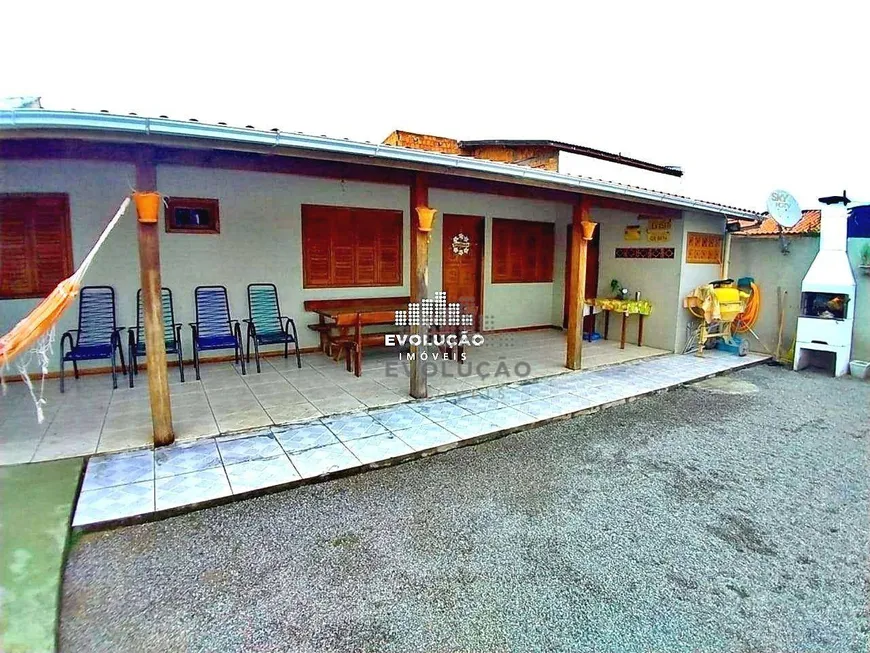 Foto 1 de Casa com 2 Quartos à venda, 54m² em Praia de Fora, Palhoça