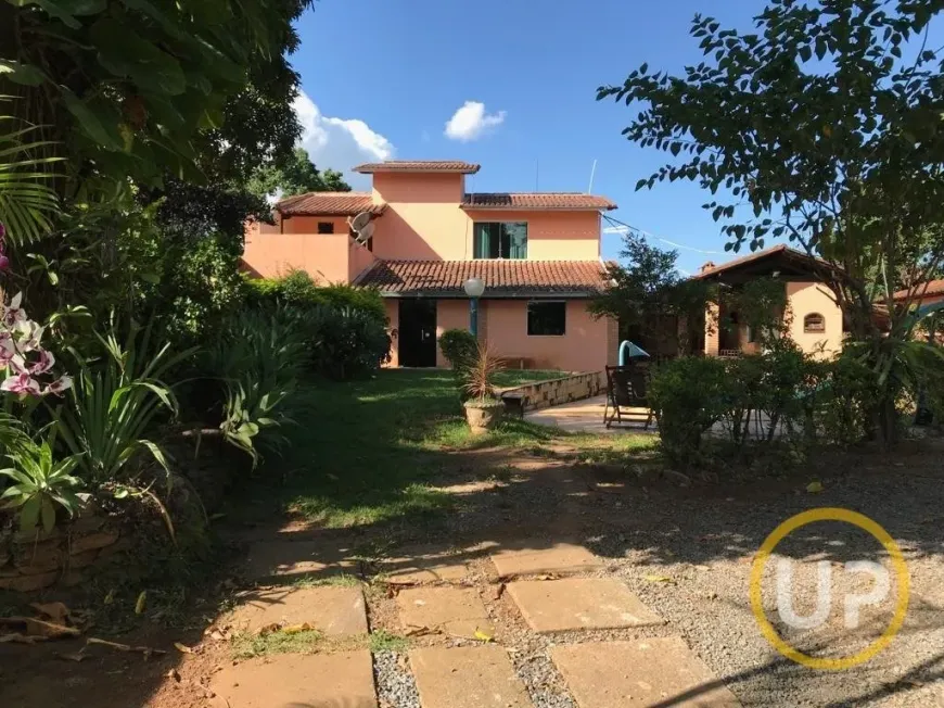 Foto 1 de Fazenda/Sítio com 4 Quartos à venda, 150m² em Jardim Encantado, São José da Lapa