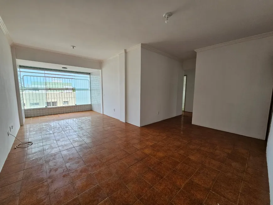 Foto 1 de Apartamento com 3 Quartos à venda, 113m² em Jardim Atlântico, Olinda