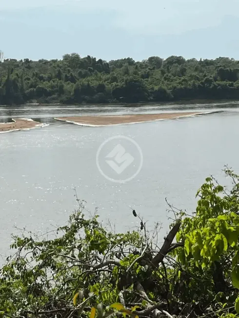 Foto 1 de Lote/Terreno à venda, 1m² em Centro, Britânia