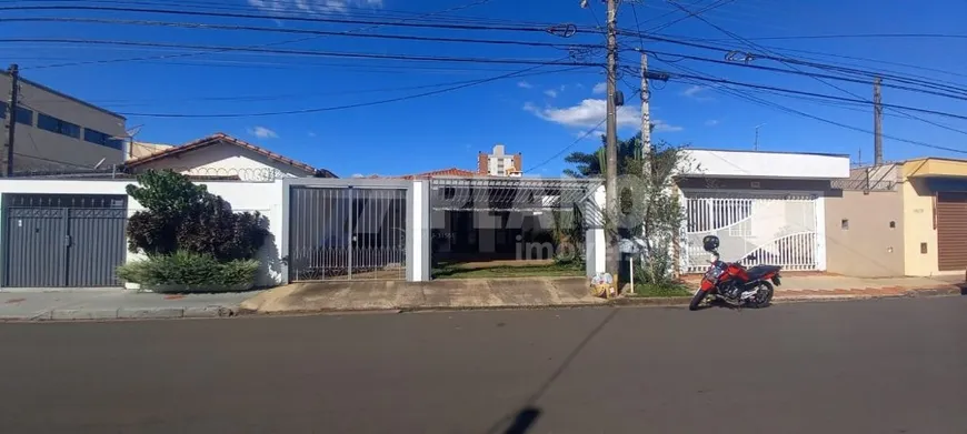 Foto 1 de Casa com 3 Quartos para venda ou aluguel, 227m² em Jardim Brasil, São Carlos