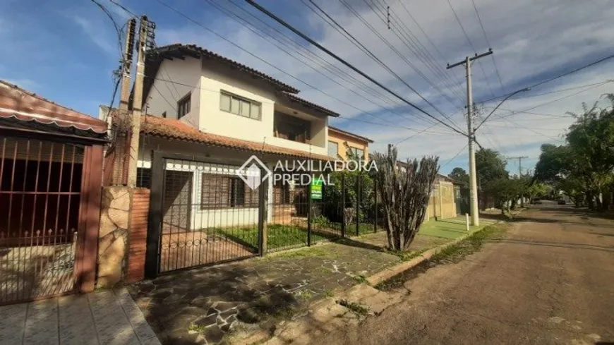 Foto 1 de Casa com 5 Quartos à venda, 190m² em Sarandi, Porto Alegre