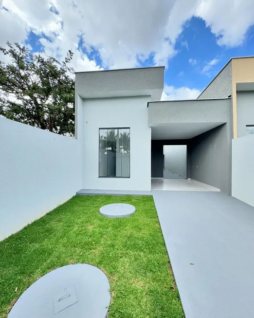 Foto 1 de Casa com 3 Quartos à venda, 129m² em Jardim Cruzeiro, Feira de Santana