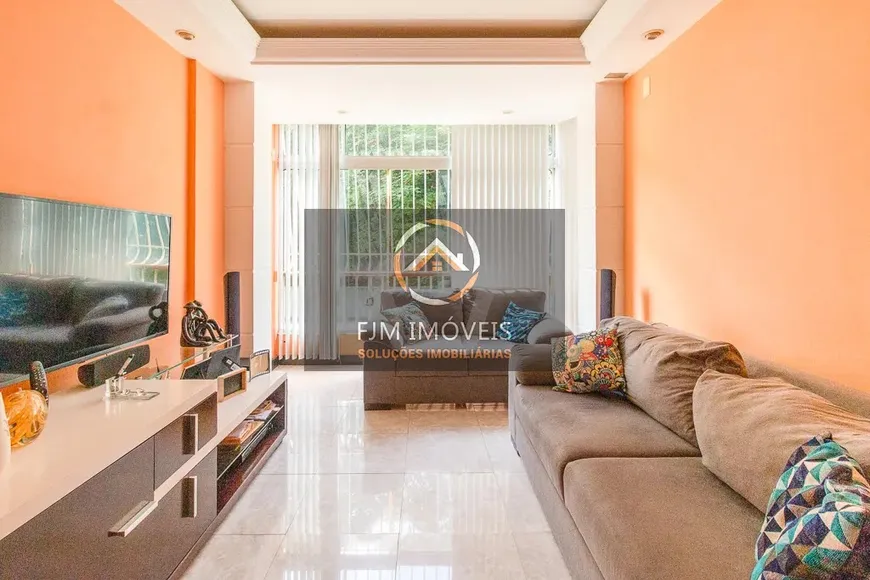 Foto 1 de Apartamento com 2 Quartos à venda, 68m² em Boa Viagem, Niterói