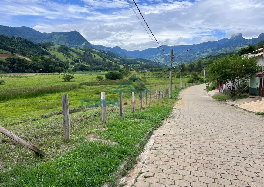 Foto 1 de Lote/Terreno à venda, 300m² em Centro, São Bento do Sapucaí