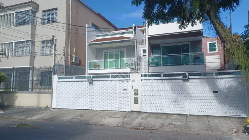 Foto 1 de Casa com 3 Quartos à venda, 197m² em São Francisco, Niterói