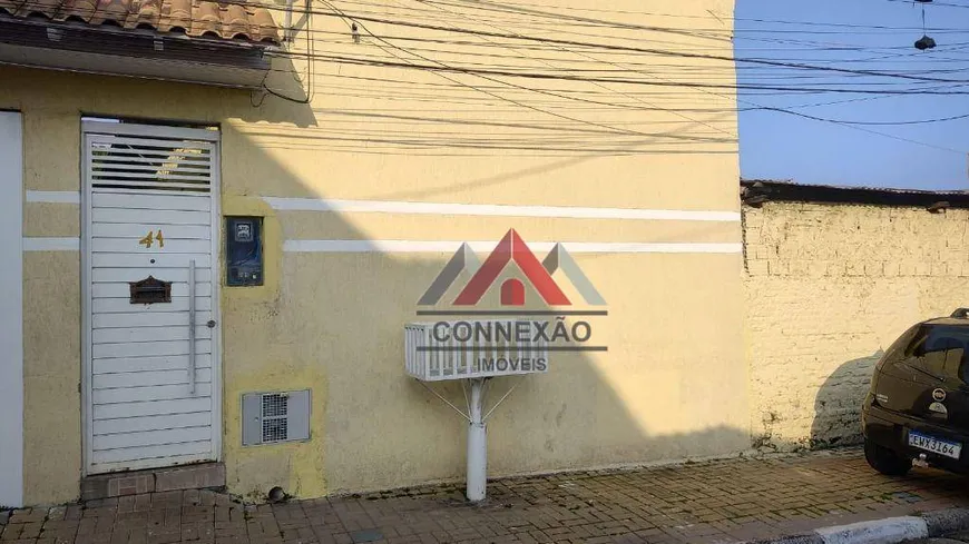 Foto 1 de Casa com 2 Quartos à venda, 155m² em Vila Açoreana, Poá