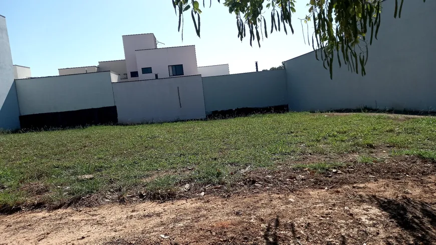 Foto 1 de Lote/Terreno à venda, 175m² em Village Moutonnee, Salto