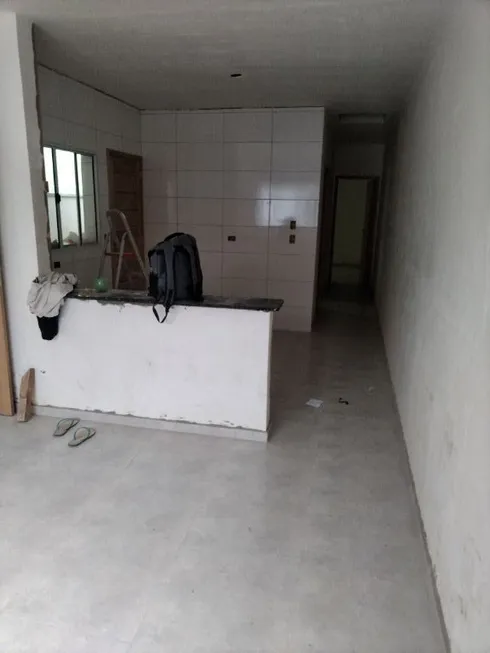 Foto 1 de Casa com 2 Quartos à venda, 70m² em Parque Flamengo, Guarulhos