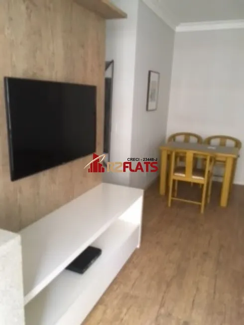 Foto 1 de Flat com 1 Quarto para alugar, 45m² em Jardins, São Paulo