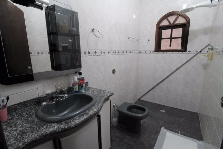 Foto 1 de Sobrado com 3 Quartos à venda, 180m² em Vila Bocaina, Mauá