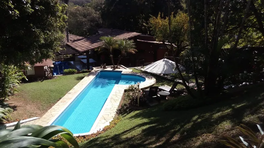 Foto 1 de Casa com 6 Quartos à venda, 590m² em Pampulha, Belo Horizonte