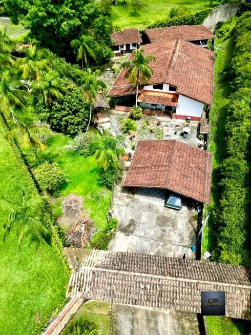 Foto 1 de Fazenda/Sítio com 3 Quartos à venda, 260m² em , Juquitiba