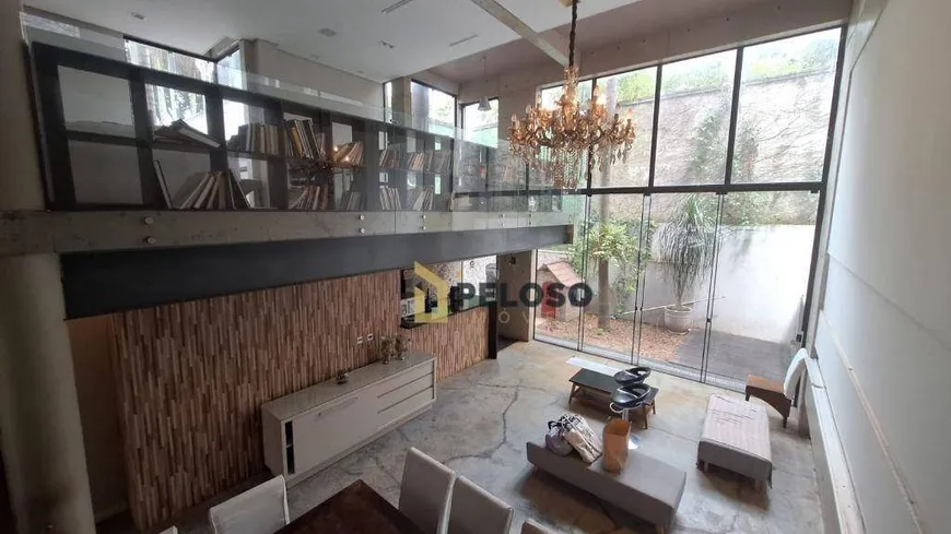 Foto 1 de Casa de Condomínio com 4 Quartos à venda, 410m² em Tucuruvi, São Paulo