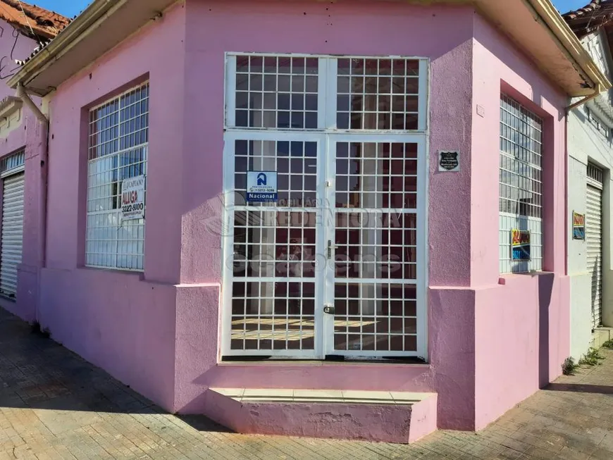 Foto 1 de Galpão/Depósito/Armazém para alugar, 120m² em Centro, São José do Rio Preto