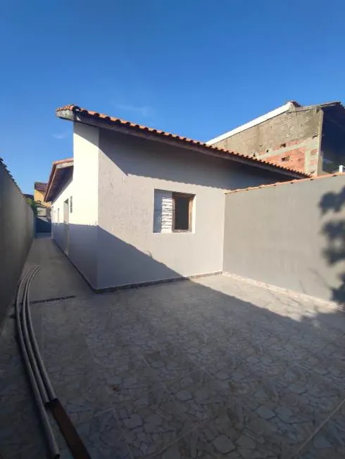 Foto 1 de Casa com 2 Quartos à venda, 62m² em Balneário Gaivotas, Itanhaém