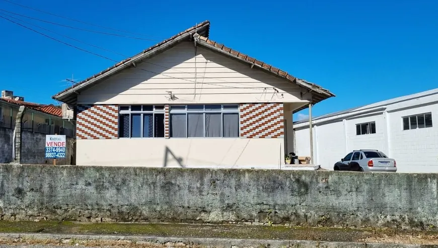 Foto 1 de Casa com 3 Quartos à venda, 100m² em Ponta de Baixo, São José