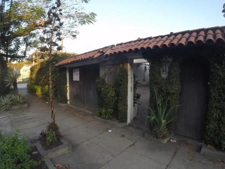 Foto 1 de Casa com 3 Quartos à venda, 360m² em São Francisco, Niterói
