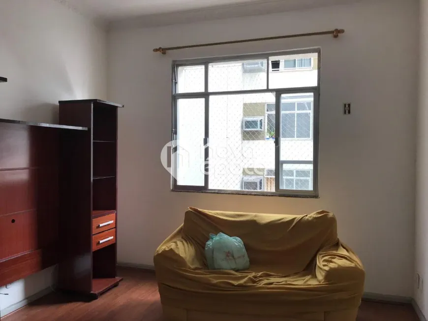 Foto 1 de Apartamento com 3 Quartos à venda, 75m² em São Cristóvão, Rio de Janeiro