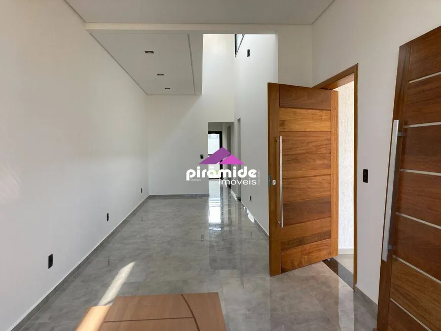 Foto 1 de Casa de Condomínio com 3 Quartos à venda, 127m² em Jardim Jacinto, Jacareí