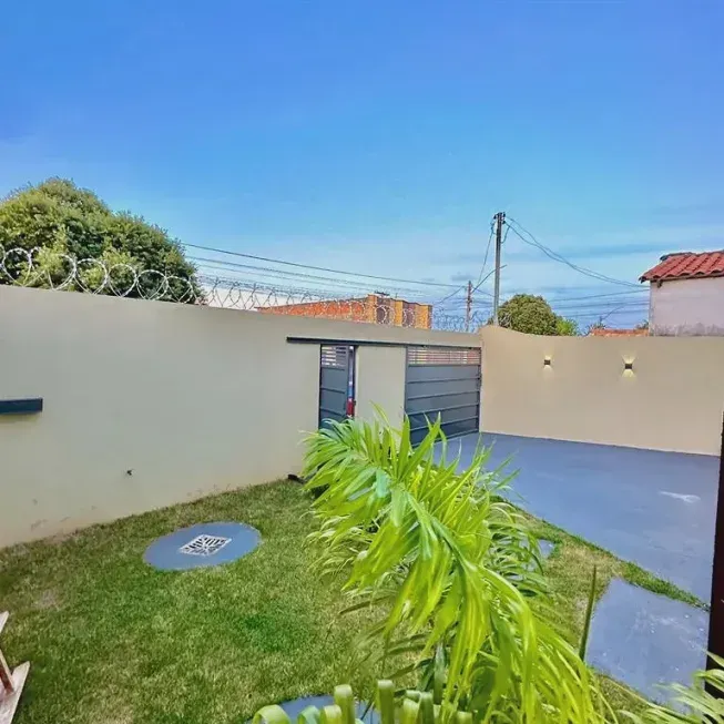 Foto 1 de Casa com 3 Quartos à venda, 140m² em Córrego Grande, Florianópolis