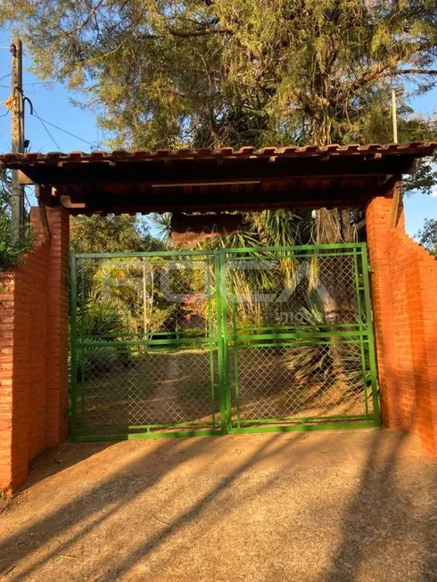 Foto 1 de Fazenda/Sítio com 2 Quartos à venda, 200m² em Loteamento Arace de Santo Antonio I, São Carlos