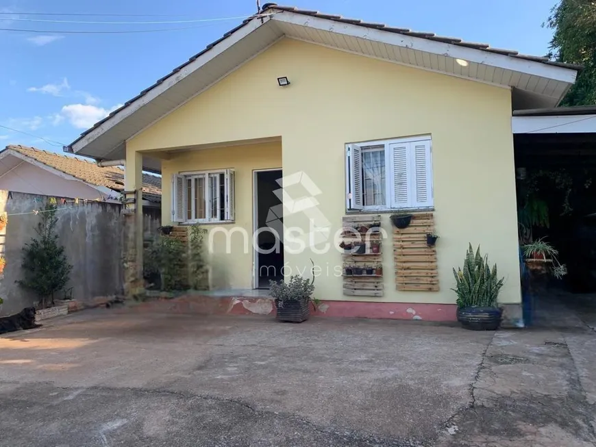 Foto 1 de Casa com 2 Quartos à venda, 49m² em Santa Marta, Passo Fundo