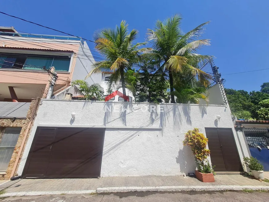 Foto 1 de Casa de Condomínio com 4 Quartos à venda, 450m² em Tijuca, Rio de Janeiro