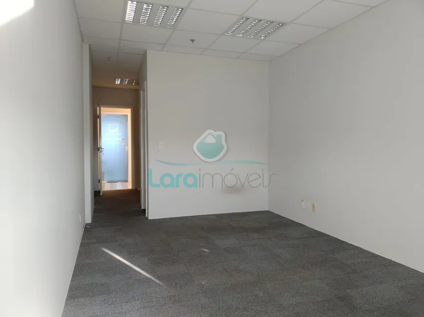 Foto 1 de Sala Comercial para venda ou aluguel, 27m² em Imbetiba, Macaé